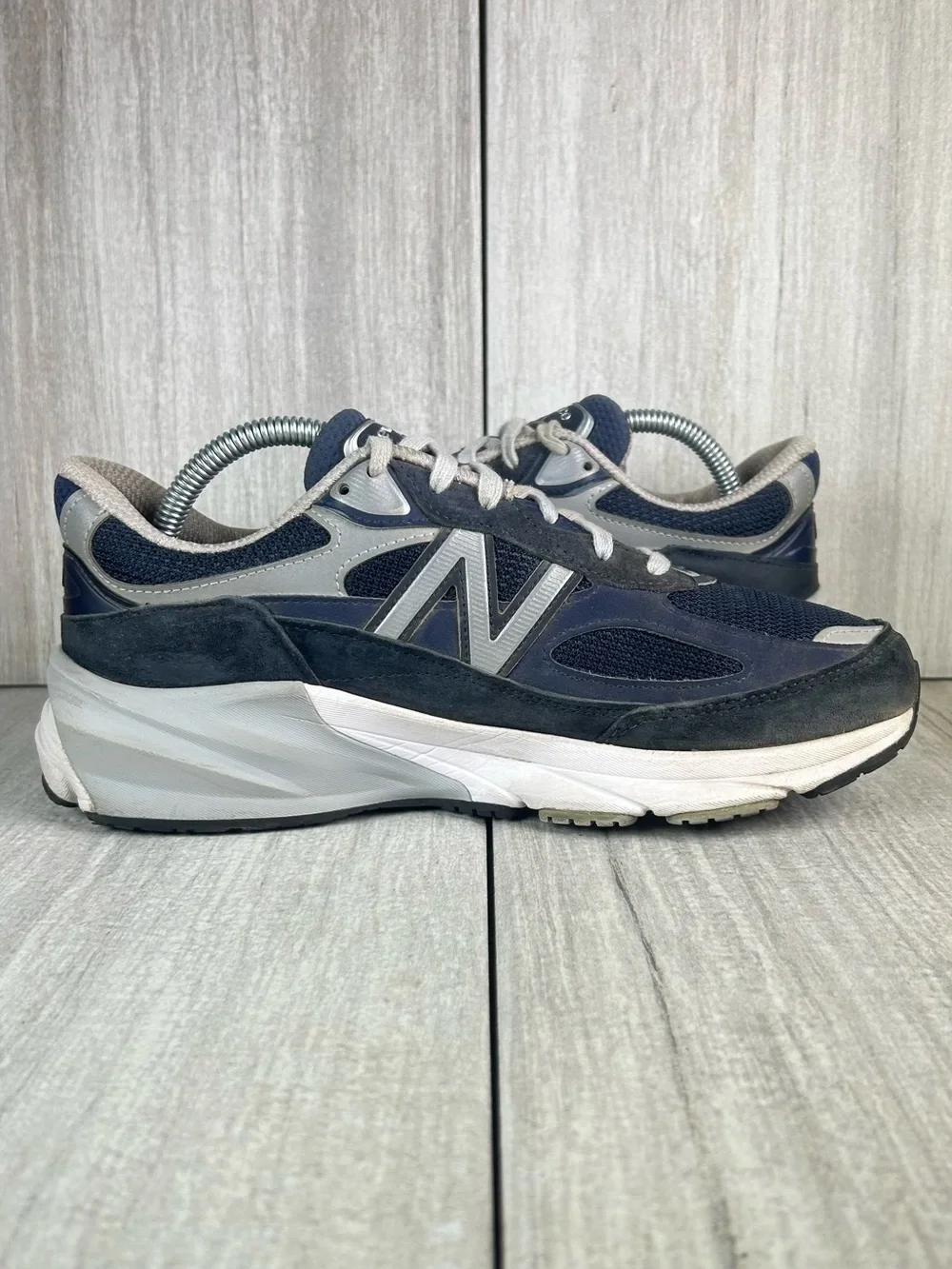 New Balance 990v6 Navy Blue Sneaker Athletic Shoe Women’s Size 8.5 2E Wide